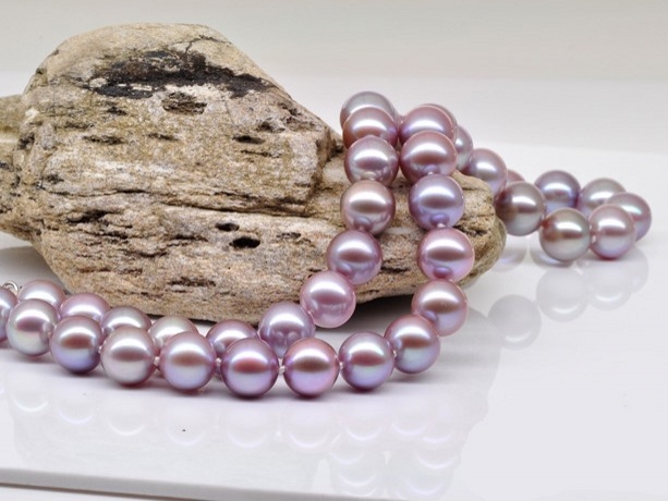 Lavender Freshwater Pearl Necklace 8-9 mm AA+ from Pearl Accessory