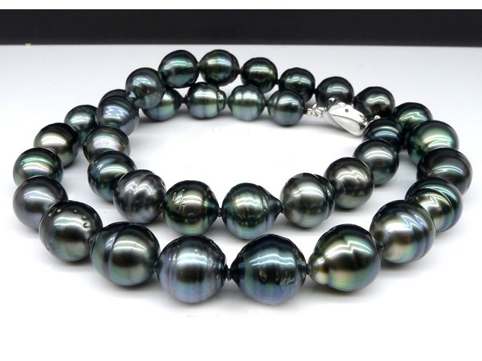 Single Baroque Black Tahitian Pearl Necklace - 24