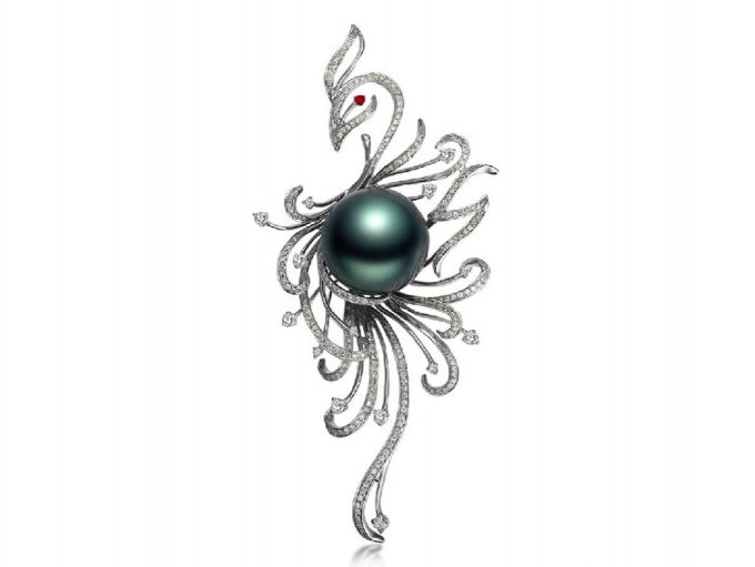 14K Gold Tahitian Pearl Phoenix Pendant